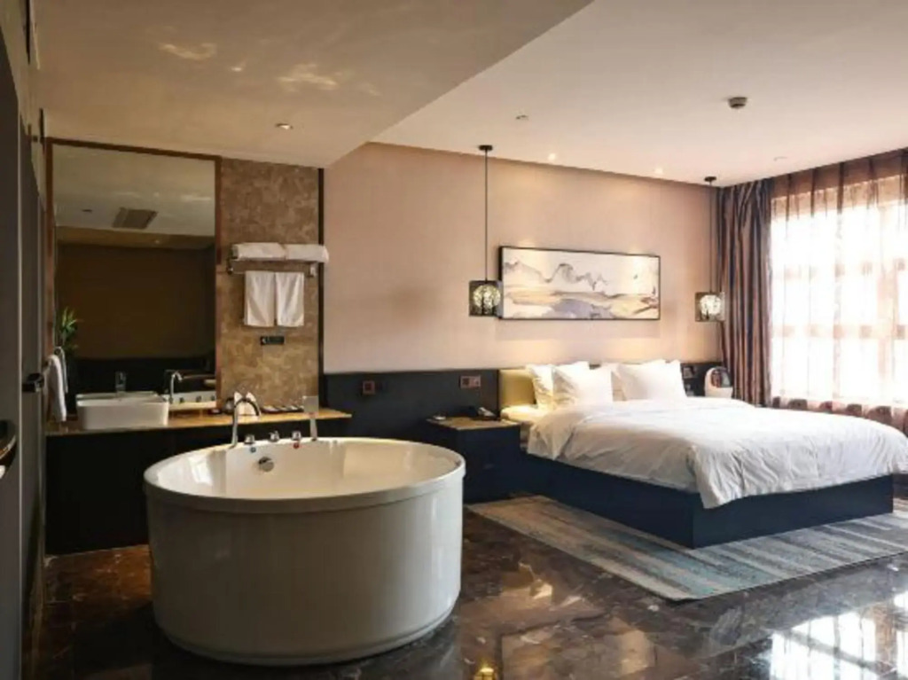 Lihao Holiday Hotel