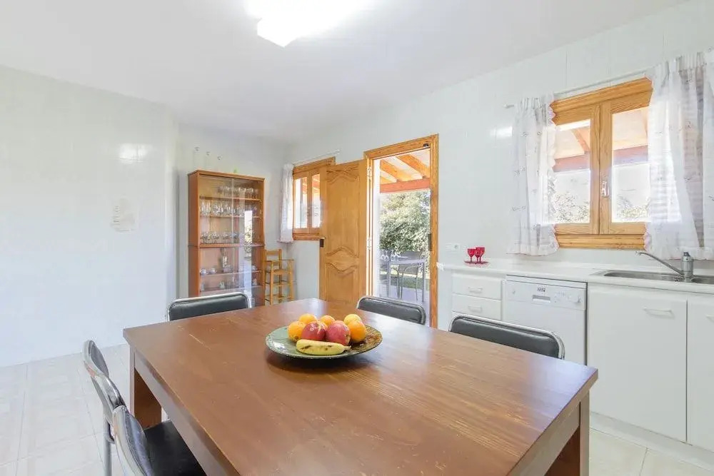 Chalet Falcó with Private Pool and Garden