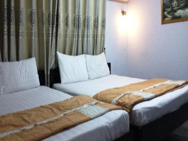 Long Phu Hotel