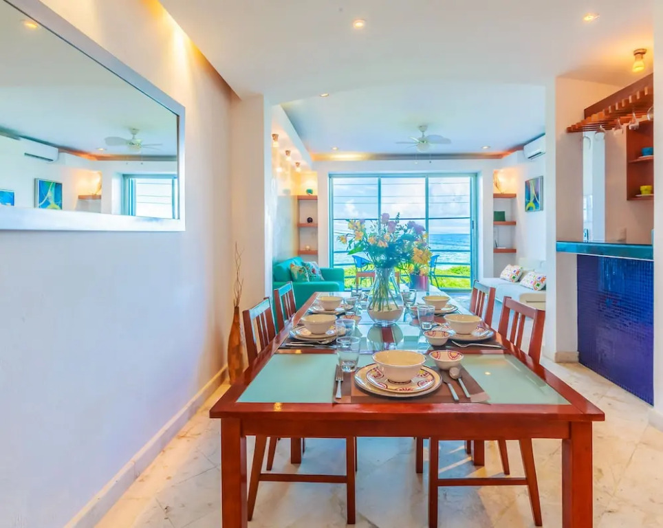 Deep Blue Condos - Entire