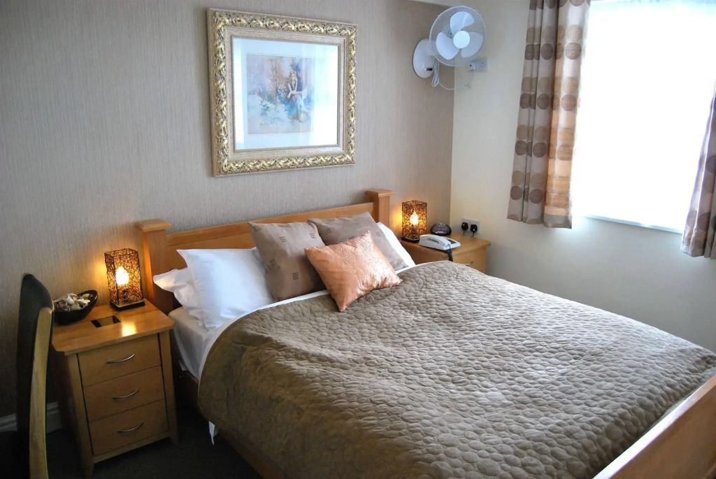 Olivers Lodge Hotel