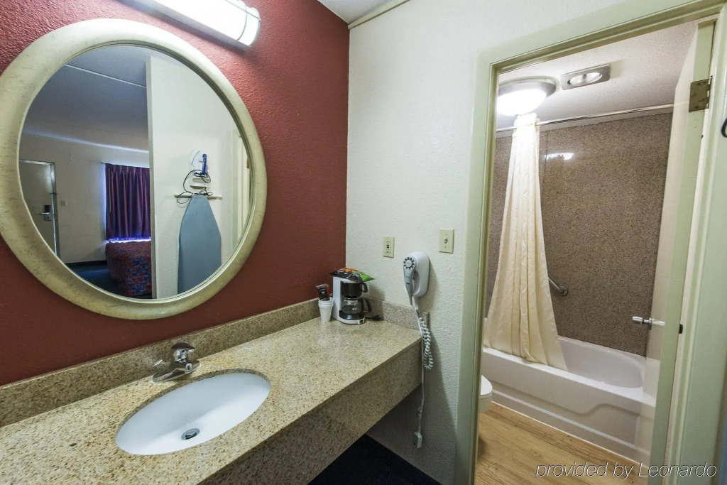 Red Roof Inn Winchester, VA