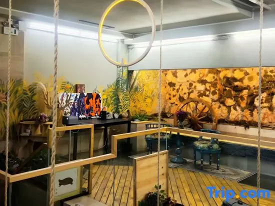 JuHui Art Sea View B&B