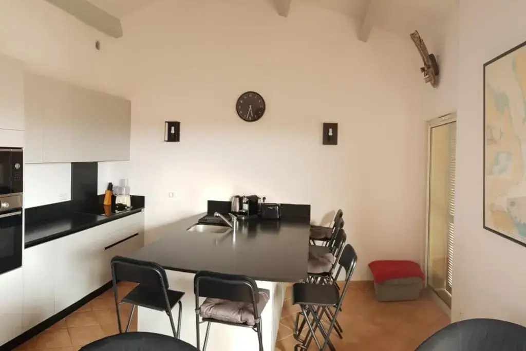 Cosy Apt With Balcony At 5 Min From The Beach