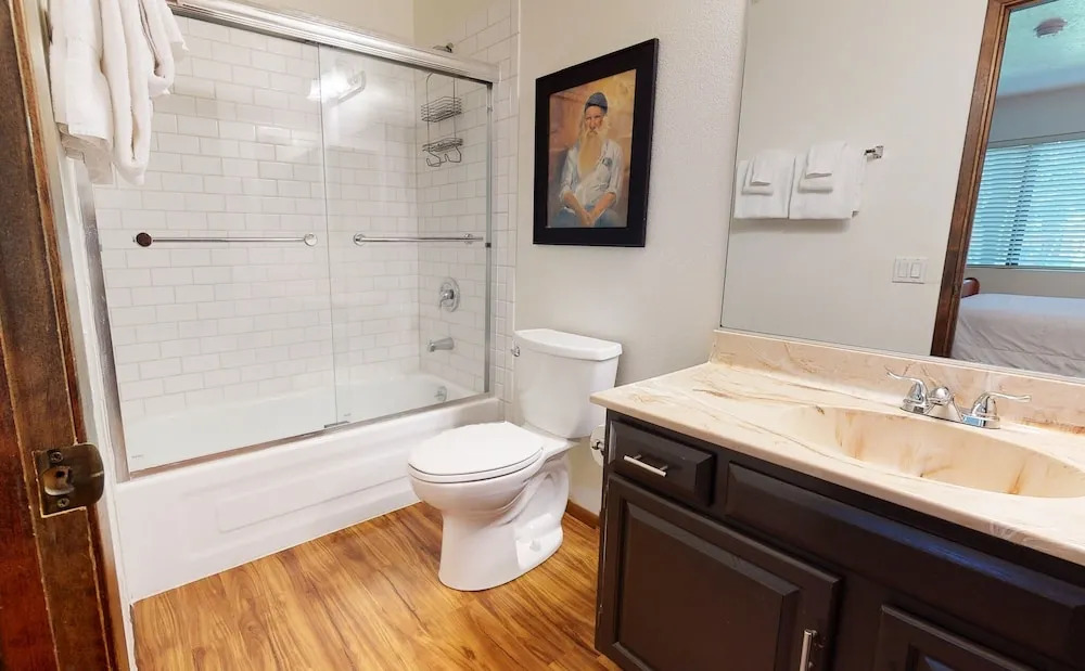 Snowflower 20 Pet-Friendly, Spacious Corner Unit With Great Complex Amenities by RedAwning