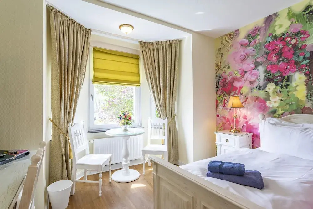 The Little Britain Inn Themed Hotel One of a Kind In Europe
