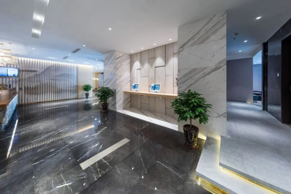 Jianguo HIDDEN Hotel (Dalian Zhongshan Square)