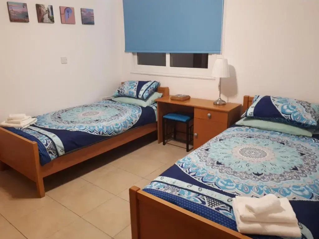 Liopetri 2-bed Apt, Sleeps 6, Pool, 10min to Beach