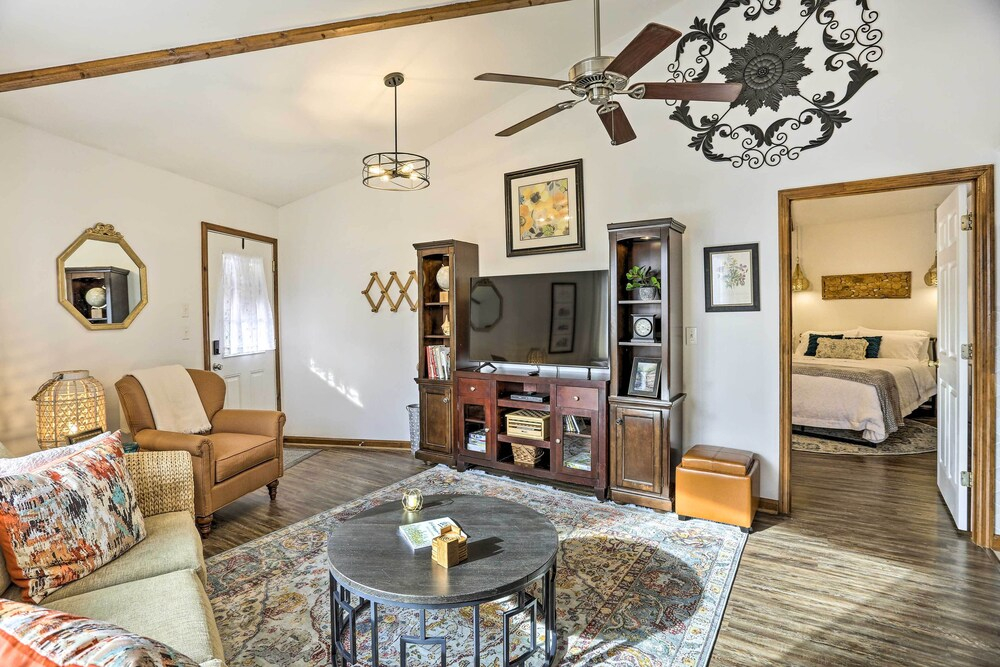 Picturesque Cottage in the Heart of Trenton