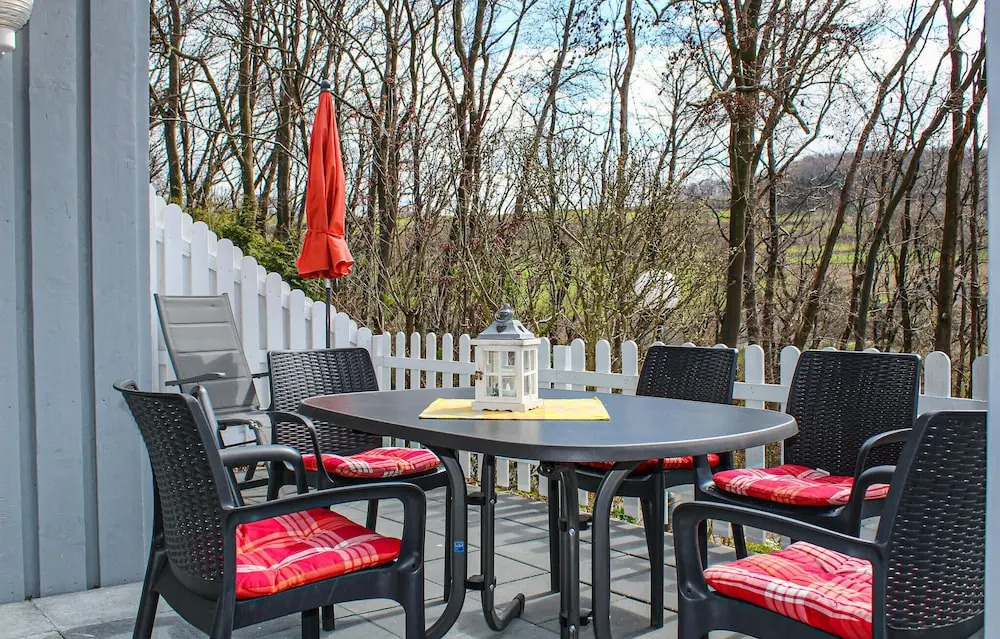 Awesome Home in Extertal With 3 Bedrooms and Wifi