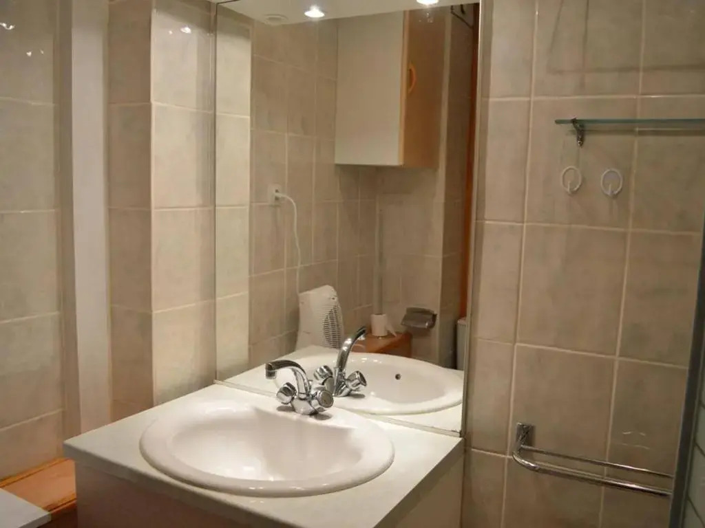 Appartement Argelès-sur-Mer, 3 pièces, 4 personnes - FR-1-225-349