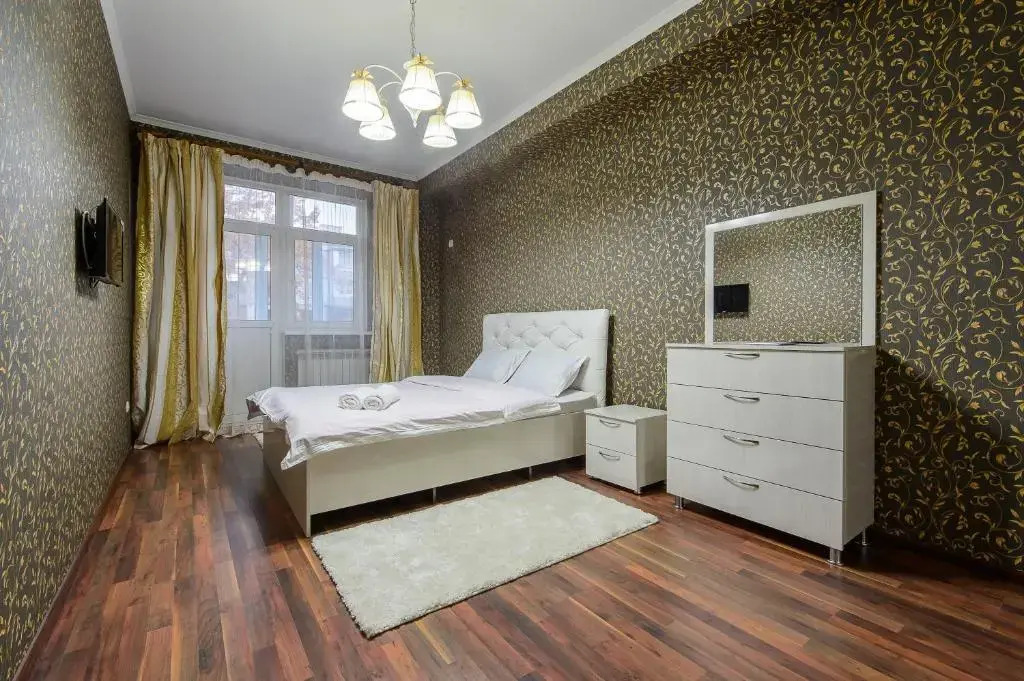 Apartments on Kazybek by 125 1 floor 6