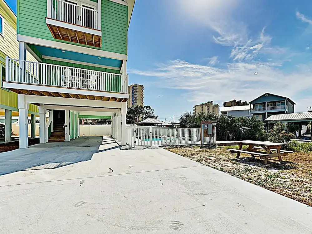 New Listing! All-suite Beach New-build W/ Pool 2 Bedroom Home