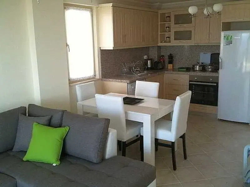 Royal Heights Apartments