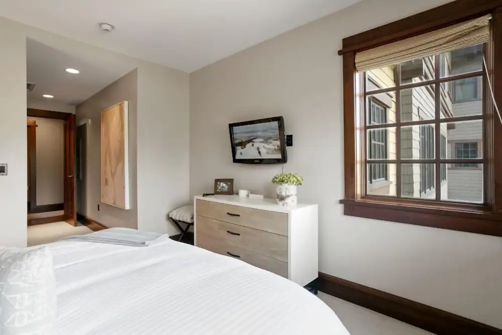 Arrowleaf Lodge- Three Bedroom Residence #307 3 Condo