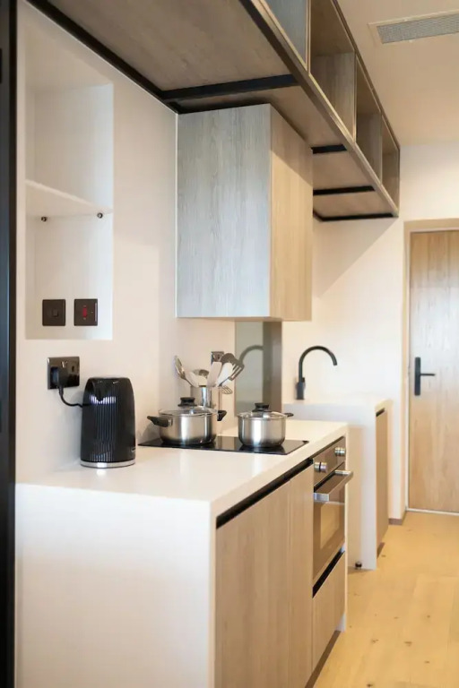 The SPACE To Stay Aparthotel