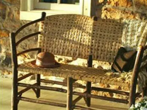 Stone House Inn & Spa
