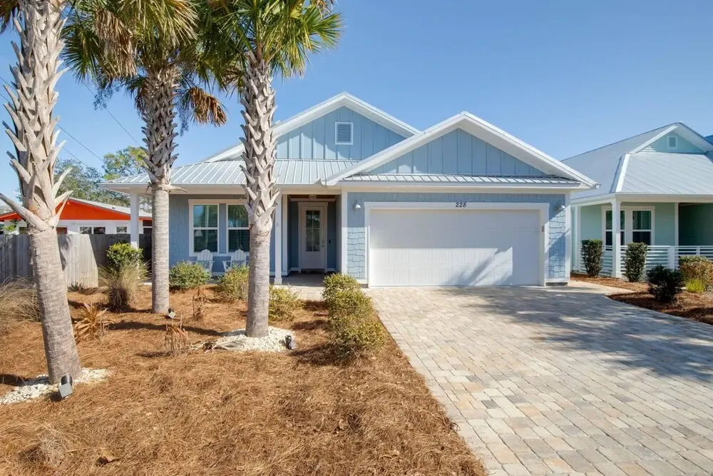 228 Blue Pelican by Blueswell