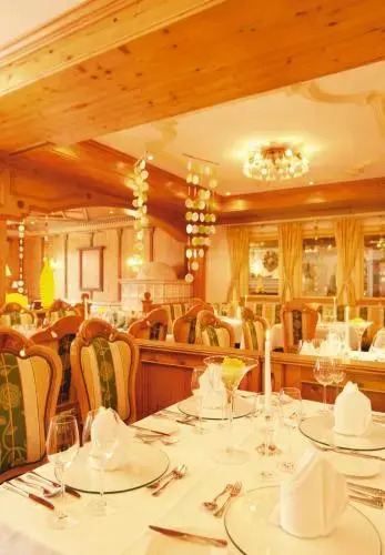Hotel Neue Post