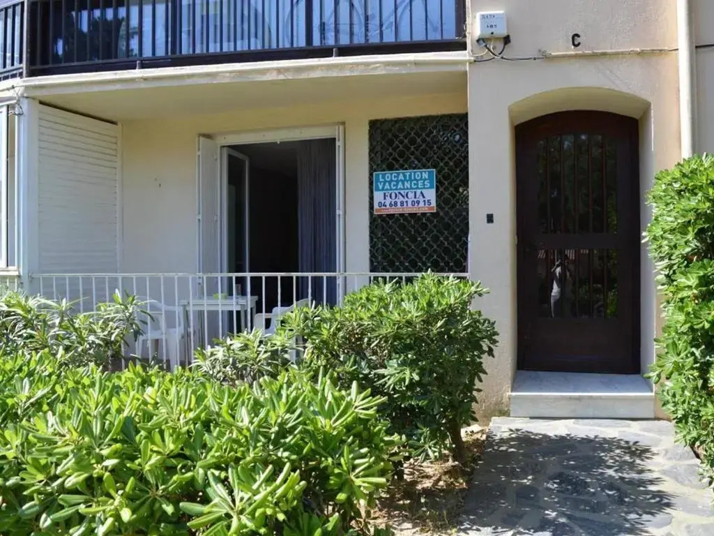 Appartement Argelès-sur-Mer, 1 pièce, 2 personnes - FR-1-225-235