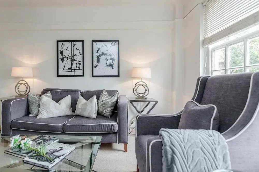 1 Bedroom Apartment in Chelsea - 43