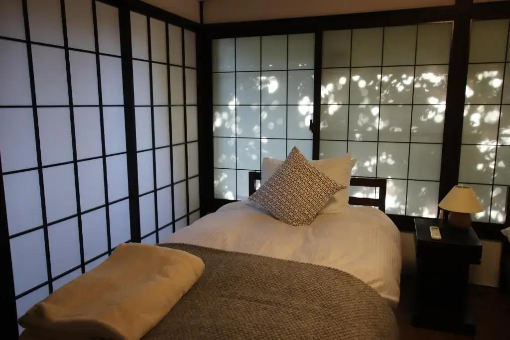 Yamaguchi House Annex, Private House with Onsen
