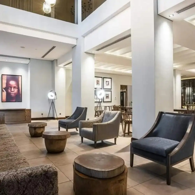 Trademark Hotel, Terrace King Twin Room in Nairobi No005
