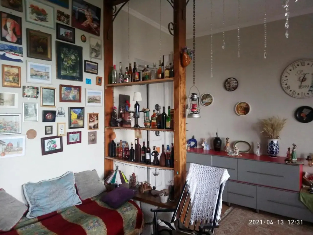 L House