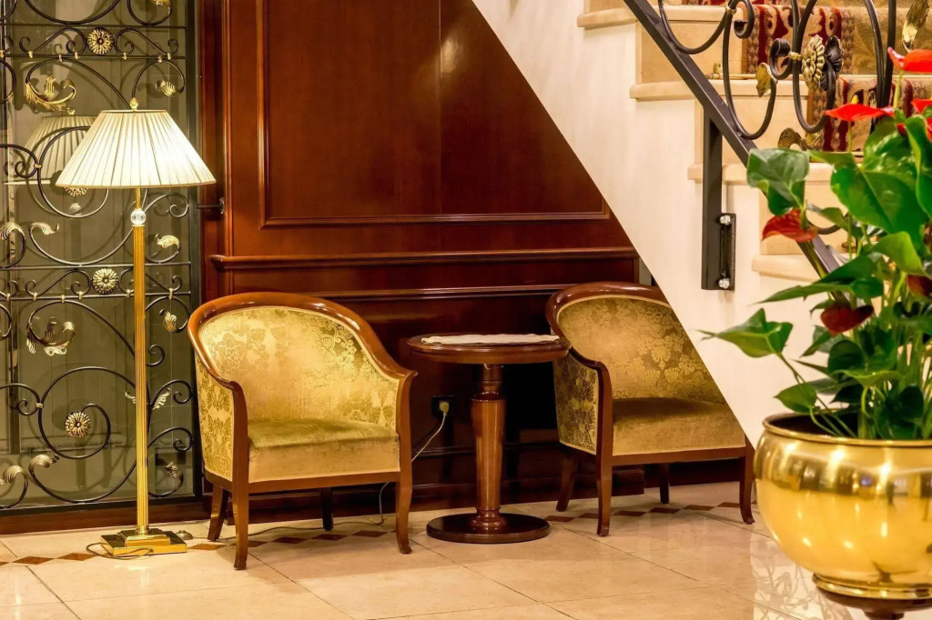 Hotel President Solin