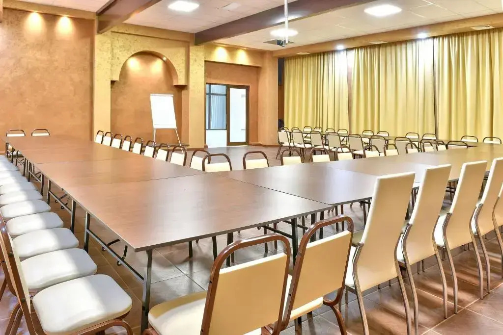 Hotel Estreya Palace