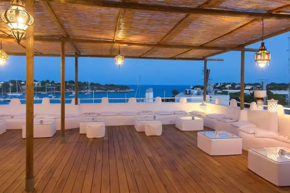 Som Suret Cool Hostel - Adults Only