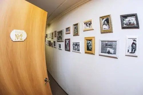 Mini-Hotel At Grandfather Lenin's