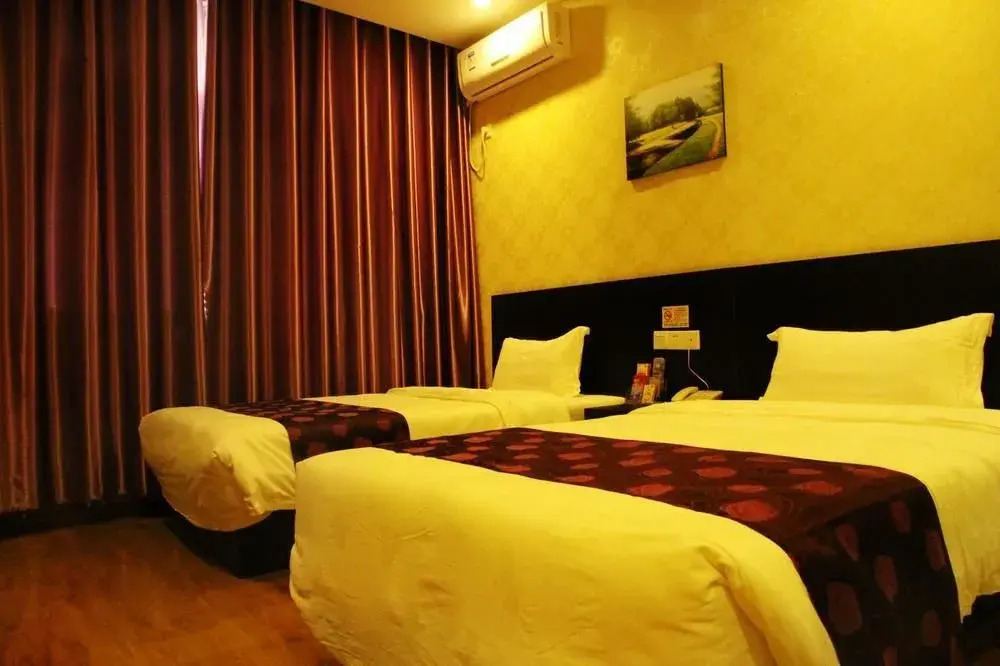 Dushi 118 Hotel Gaotang Tianqi Temple