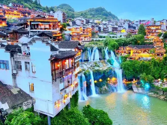 Xiyue·Linjiang Inn