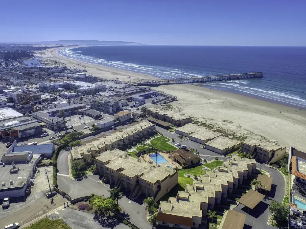 149 Pismo Shores 2 Bedroom Condo by Redawning