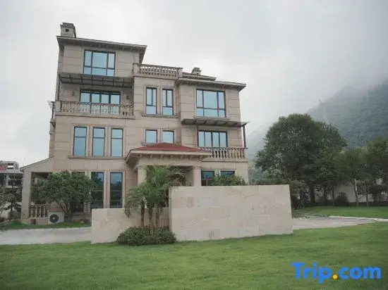 Tonglu · Yishan Jianshu · Pool & Courtyard Holiday Mountain Residence (National Forest Park Branch)
