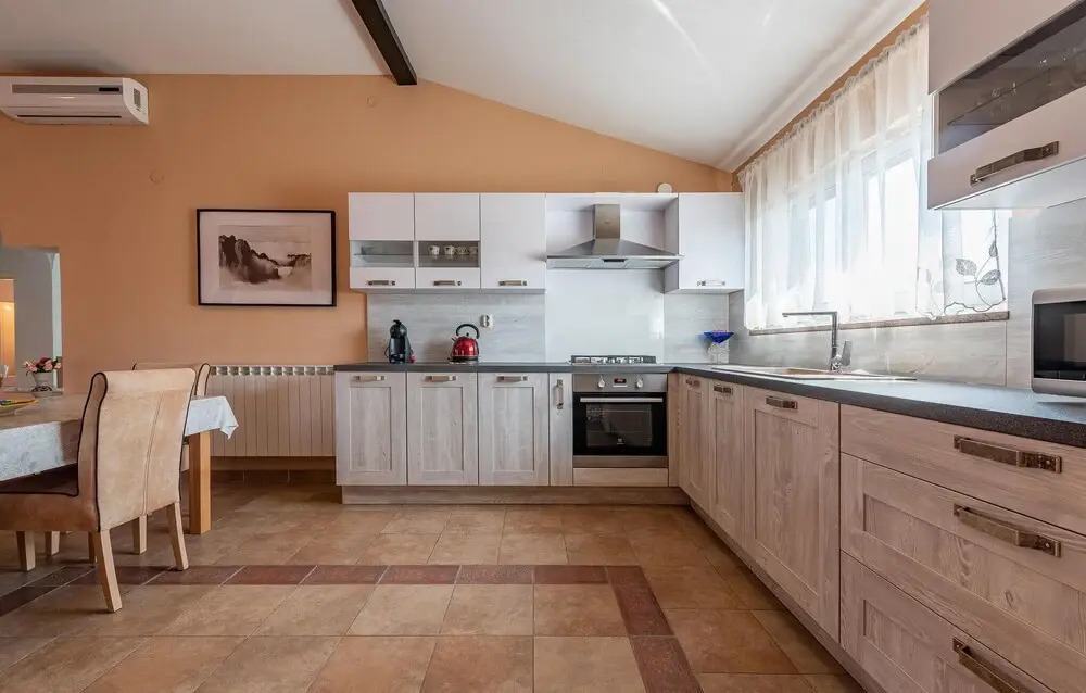 Beautiful Apartment in Zadar With 2 Bedrooms and Wifi