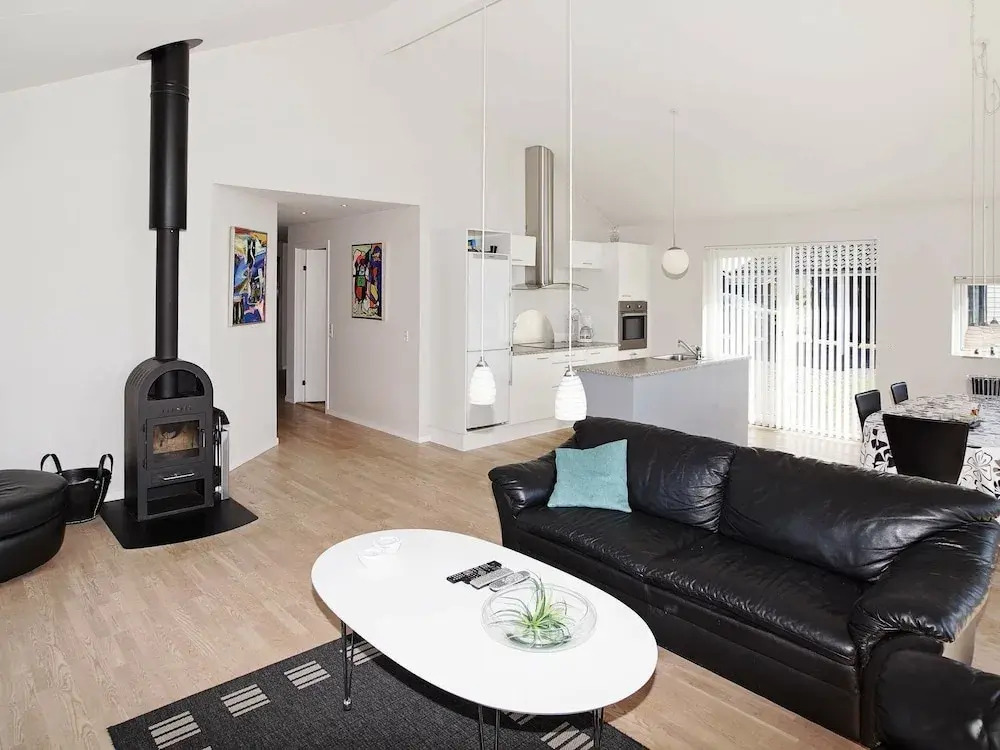 Spacious Holiday Home in Hemmet With Relaxing Whirlpool