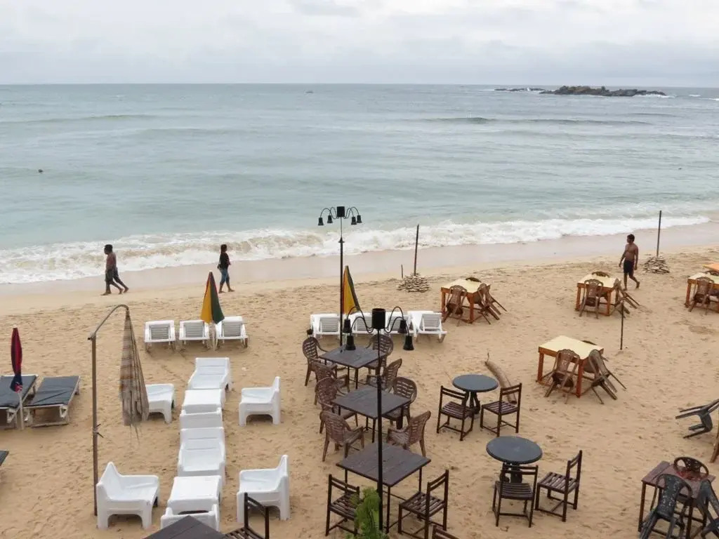 Manidi Beach Resort
