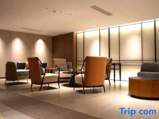 Home Inn Select (Chuxiong Nanhua High-speed Railway Station Hotel)