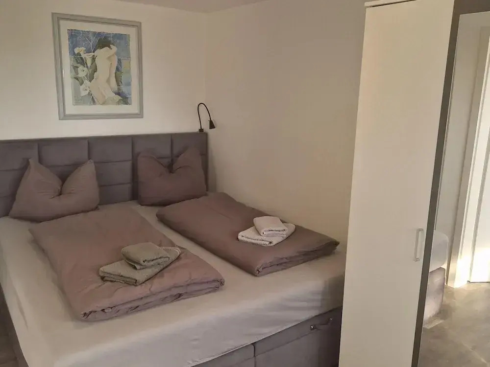 Comfort Near Castle Views