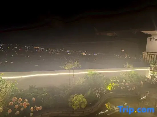 Zhuwu | Sky Garden | 360° Panoramic View Gucheng Scenic Retreat Boutique Stay (Old Town of Lijiang)