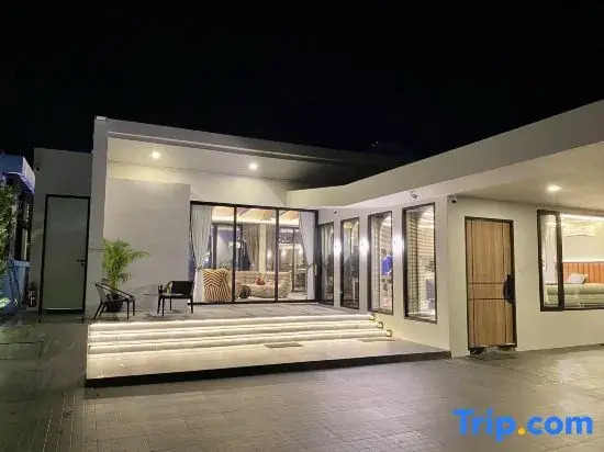 Movenpick pool villa by Angkana Luxury 5 star