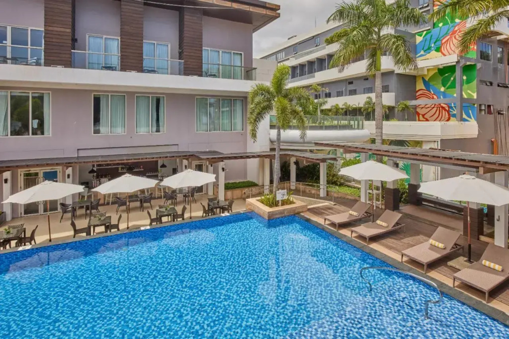 MCollection - Stay Near Private Beach in Boracay