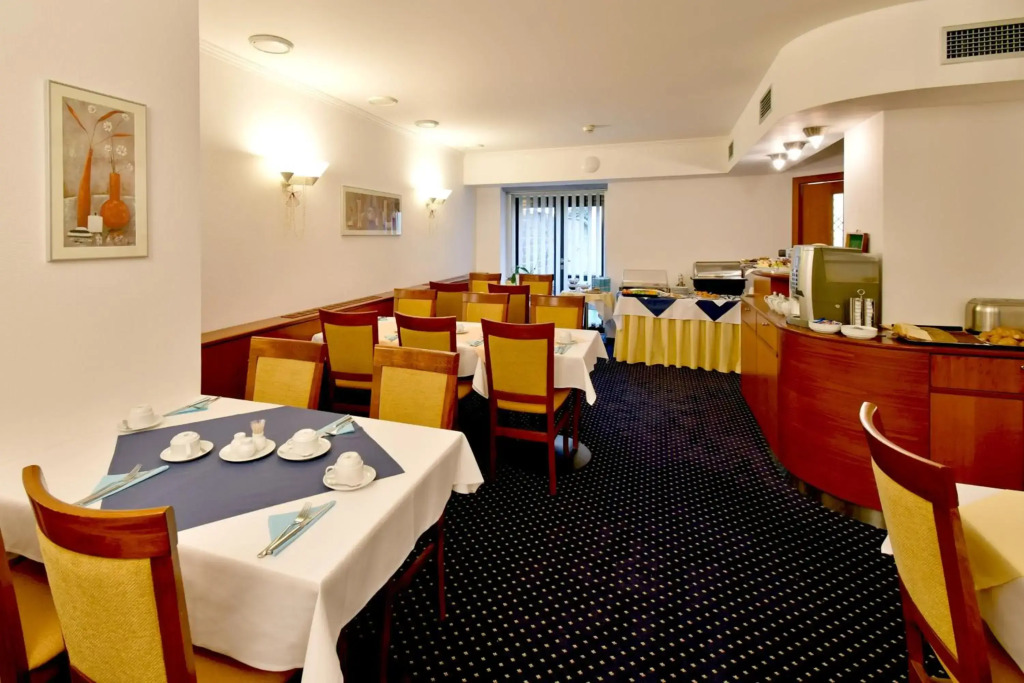 Hotel Coronet