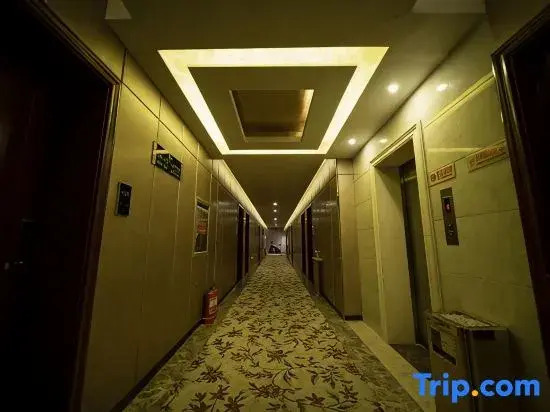 Wanjia Business Hotel (Yuzhong Taibai East Road)