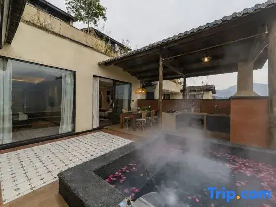 Yongtai Mountain Waishan Lanshanju Hot Spring Homestay
