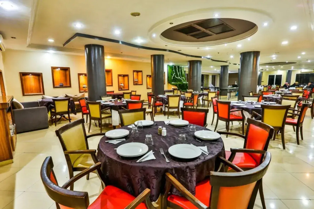 Hotel Al Bassatine