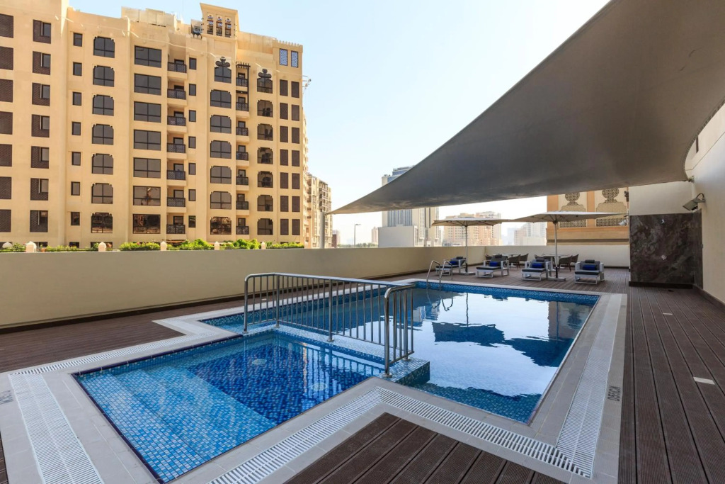 S19 Hotel-Al Jaddaf Metro Station