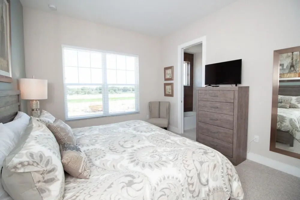 4 BR 4 BA | 7587 Sunny Dreams Lane